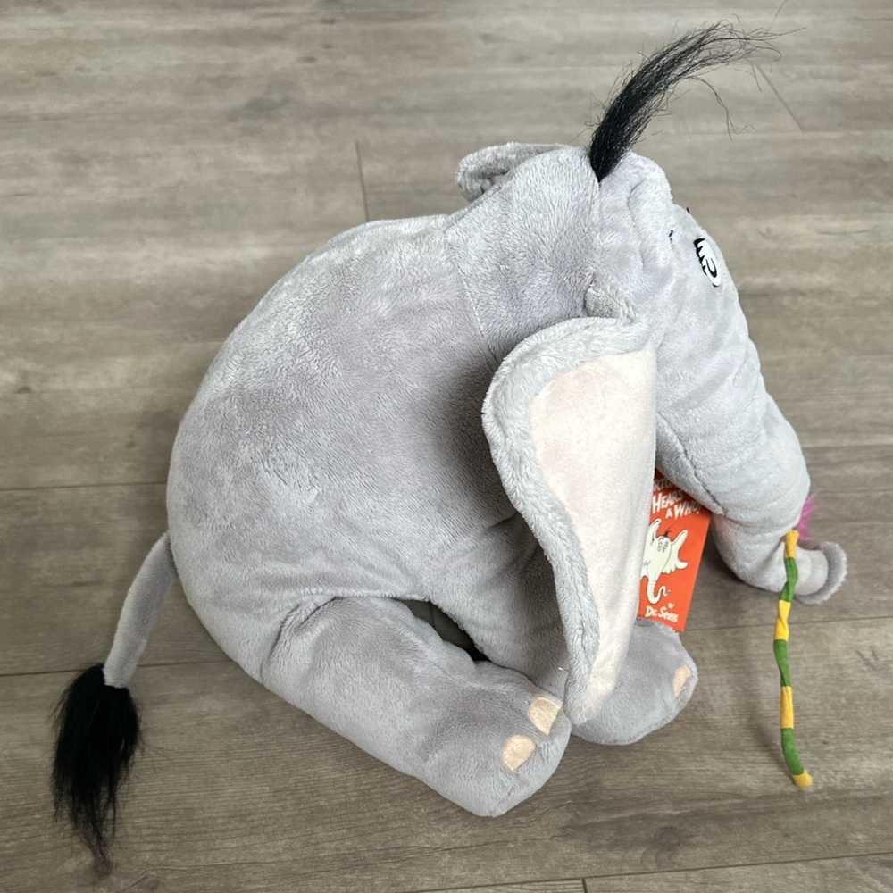 Dr. Seuss Horton Hears a Who Plush & Book Macy's 2008 14" Limited Edition - Picture 8 of 15